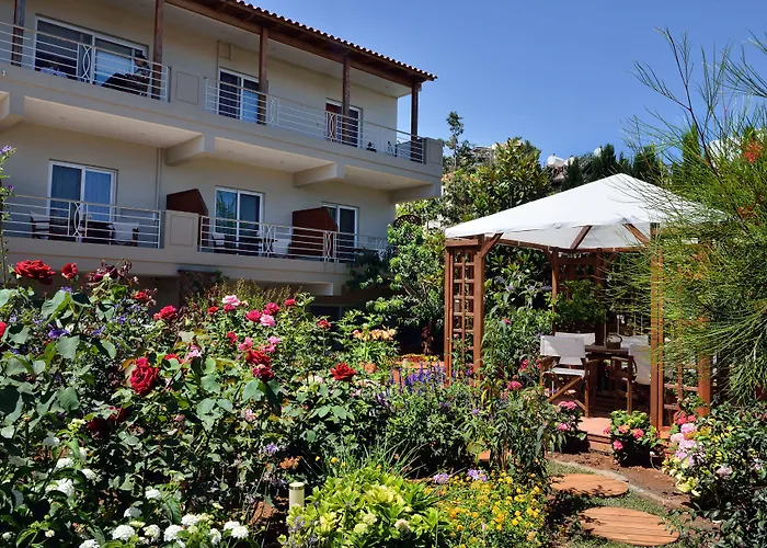 Stamatakis Boutique Studios